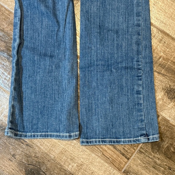 Ariat R.E.A.L. Women's Mid Rise Stretch Whipstitch Boot Cut Jean, Medium,26R - Picture 12 of 12